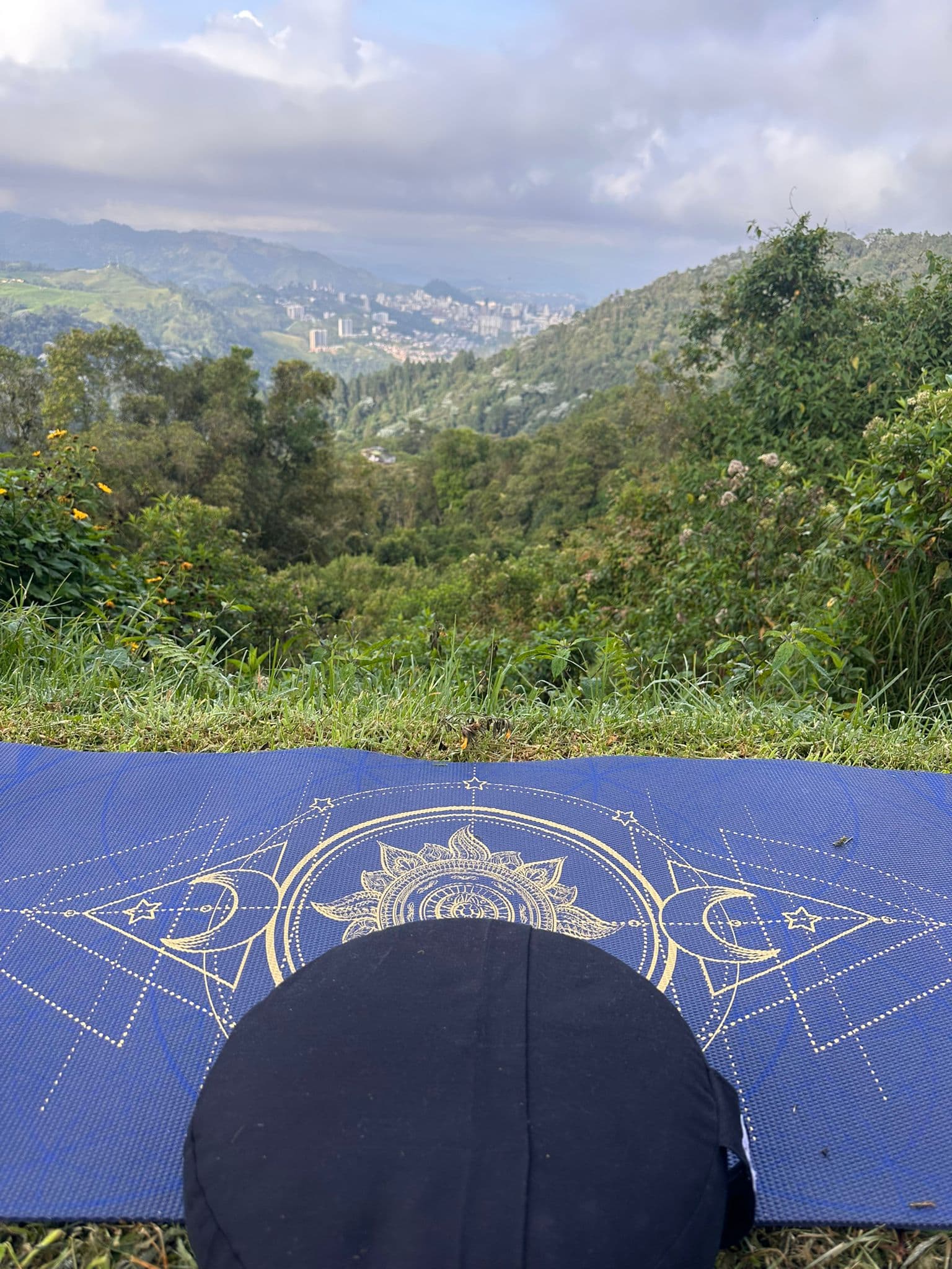 Meditation cushion with Manizales valley view